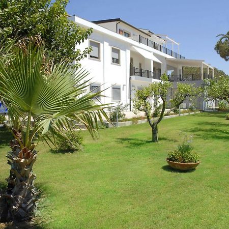 Sikelika Residence Sul Mare Scoglitti Exterior photo
